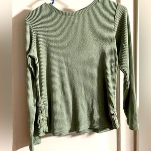 Green Long Sleeve Shirt - ribbed